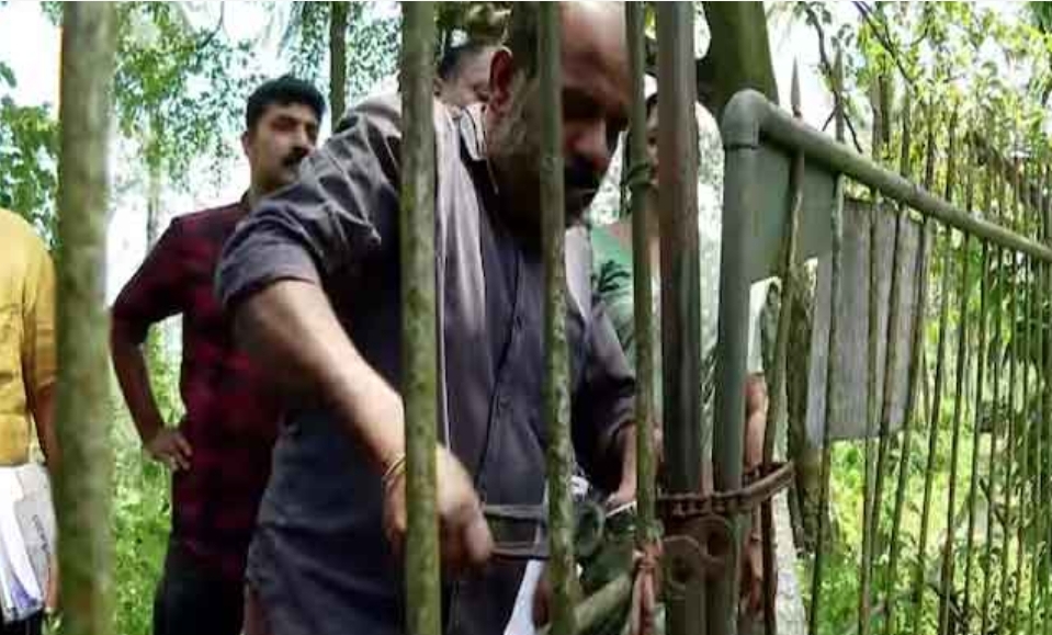 ടൗണ്‍ഷിപ്പ് നിര്‍മിക്കുന്ന എല്‍സ്റ്റണ്‍ എസ്റ്റേറ്റിലെ ഫാക്ടറിയും കെട്ടിടങ്ങളും സർക്കാർ ഏറ്റെടുത്തു
