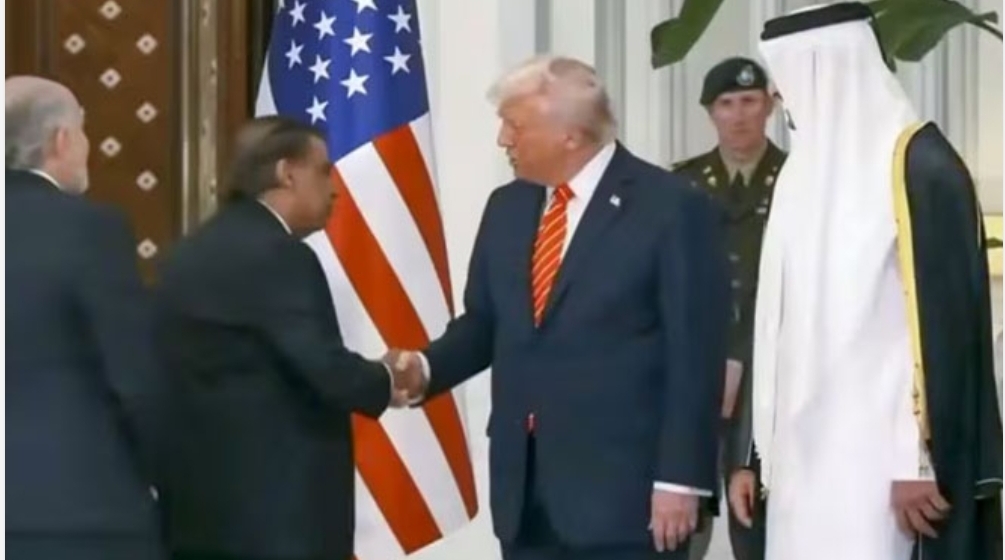 ട്രംപിനെ കാണാൻ മുകേഷ് അംബാനി ഖത്തറിൽ
