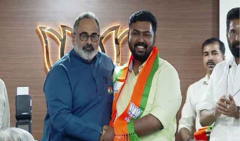 Sfi തിരുവനന്തപുരം മുൻ ജില്ലാ സെക്രട്ടറി ഗോകുൽ ഗോപിനാഥ് BJPയിൽ ചേർന്നു