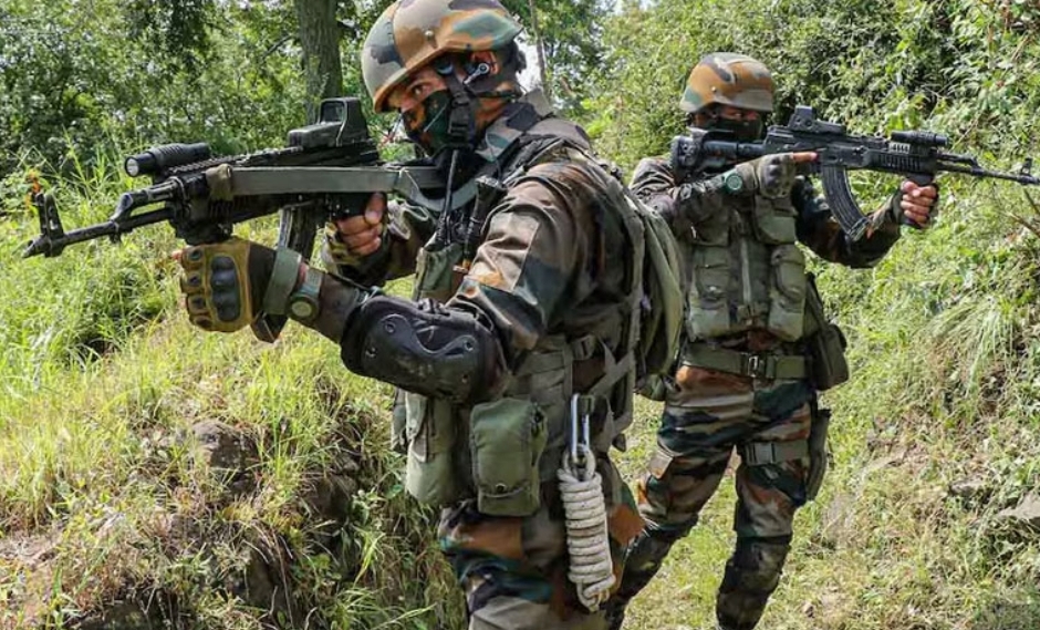 കശ്മീരിലെ ഏറ്റുമുട്ടലിൽ പരിക്കേറ്റ സൈനികന് വീരമൃത്യു