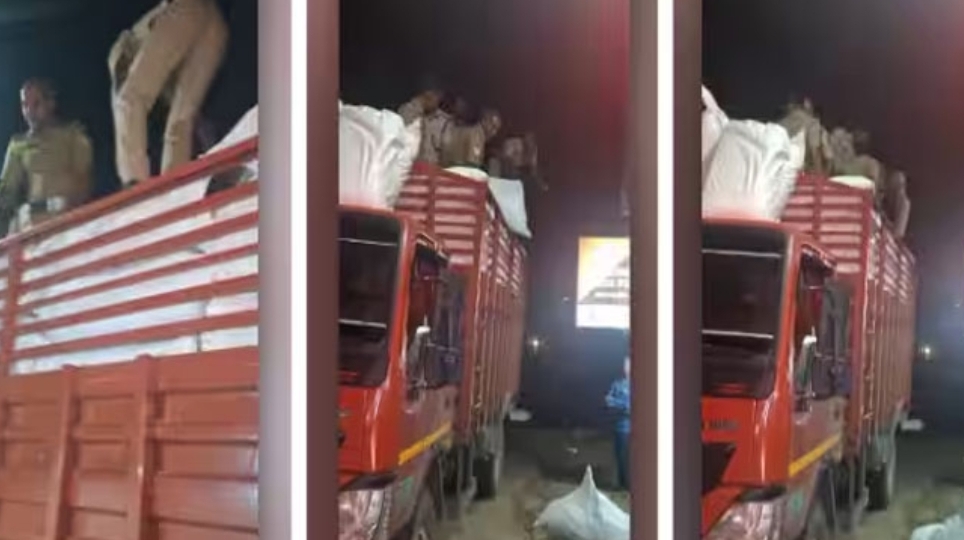 മുത്തങ്ങ ചെക്ക് പോസ്റ്റിൽ നിരോധിത പുകയിലയുടെ വൻ ശേഖരം പിടികൂടി