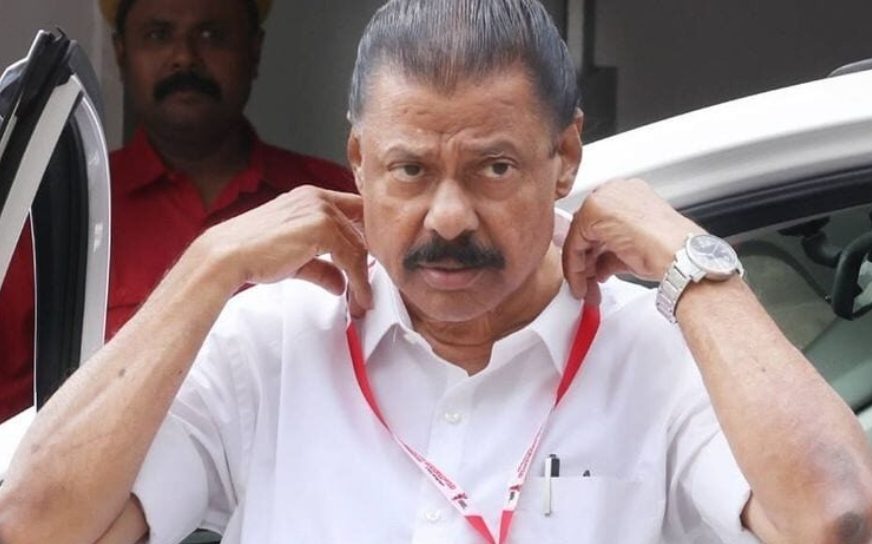 കരുവന്നൂര്‍ തട്ടിപ്പുകേസ്; സിപിഎമ്മിനെ പോറലേല്‍പ്പിക്കാമെന്ന തെറ്റിദ്ധാരണ ഇഡിയ്ക്കും കേന്ദ്രസർക്കാരിനും വേണ്ട; രാഷ്ട്രീയമായും നിയമപരമായും നേരിടുമെന്ന് എം വി ഗോവിന്ദൻ