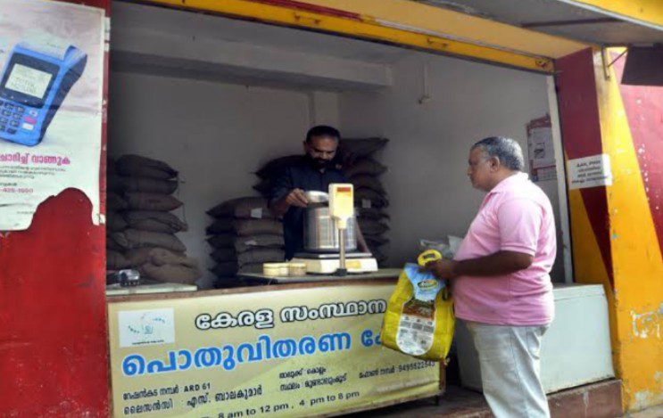 ജനകീയ പദ്ധതികള്‍; സ്മാര്‍ട്ടായി പൊതുവിതരണ വകുപ്പ് 