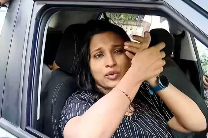 കൈക്കൂലി കേസ്: അറസ്റ്റിലായ കൊച്ചി കോര്‍പ്പറേഷനിലെ ബില്‍ഡിംഗ് ഇന്‍സ്‌പെക്ടര്‍ എ സ്വപ്ന റിമാന്‍ഡില്‍