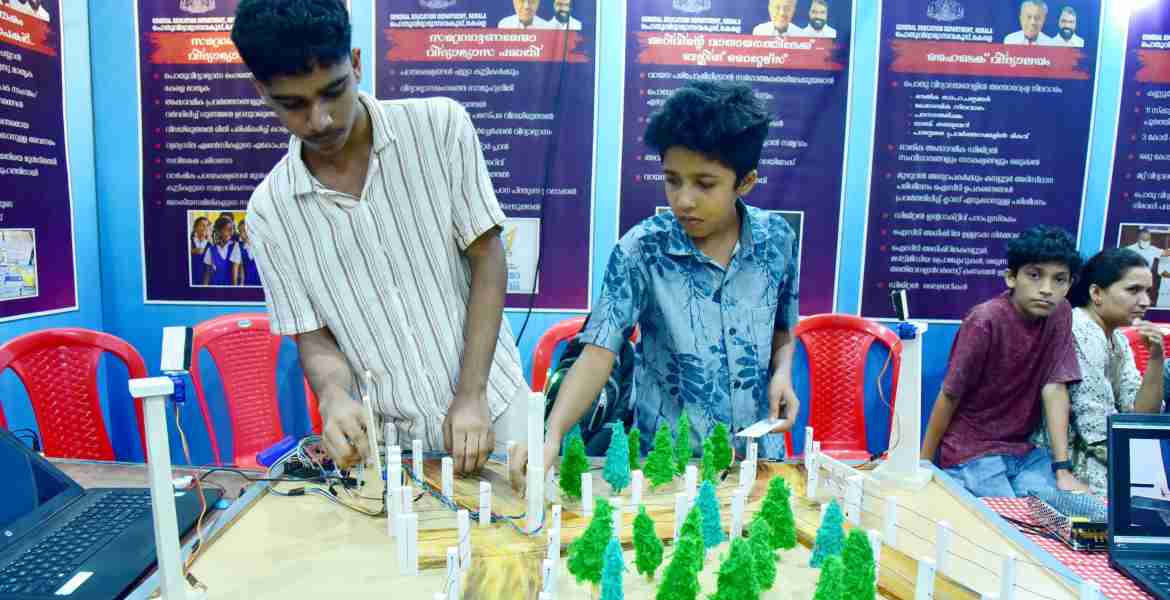 വന്യജീവി-മനുഷ്യ സംഘർഷത്തിന്  പരിഹാരമായി വിദ്യാർഥികളുടെ എ ഐ മാതൃക