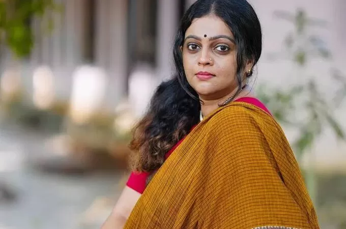 കുഞ്ഞുങ്ങൾ സുരക്ഷിതരല്ലെന്ന് ഓർക്കുമ്പോൾ ഉൾപ്പിടച്ചിലാണ്’: അശ്വതി ശ്രീകാന്ത്