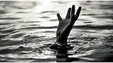 പാലക്കാട് താമരക്കുളത്തിൽ മുങ്ങി മരിച്ച നിലയിൽ യുവാവി​ന്റെ മൃതദേഹം