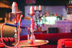 ഖത്തറിൽ  റ​സ്റ്റാ​റ​ന്റു​ക​ളി​ലെ പു​ക​വ​ലി​ക്കും ഷീ​ഷ​ക്കും പു​തി​യ വ്യ​വ​സ്ഥ​ക​ളു​മാ​യി ആ​രോ​ഗ്യ മ​ന്ത്രാ​ല​യം