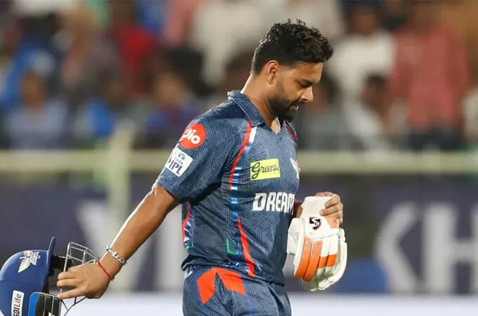 ആ പ്രശ്നങ്ങൾ 5 മിനിറ്റ് കൊണ്ട് പരിഹരിച്ച് നൽകാം ; റിഷഭ് പന്തിനോട്‌ യോഗ്‌രാജ് സിംഗ്