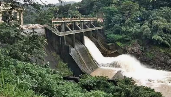 ക​ന​ത്ത നീ​രൊ​ഴു​ക്ക് ; ക​ല്ലാ​ർ​കു​ട്ടി, പാം​ബ്ള ഡാ​മു​ക​ളി​ലെ ഷ​ട്ട​റു​ക​ൾ തുറക്കും