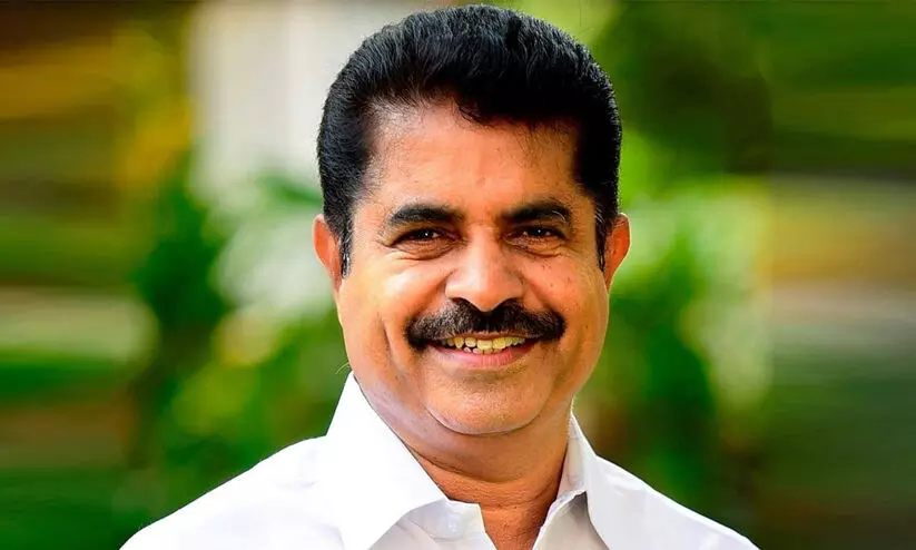 ‘നിലമ്പൂരിലേത് ഒറ്റക്കെട്ടായി നിന്നതിന്റെ ഫലമയുള്ള വിജയം’;അടൂർ പ്രകാശ്