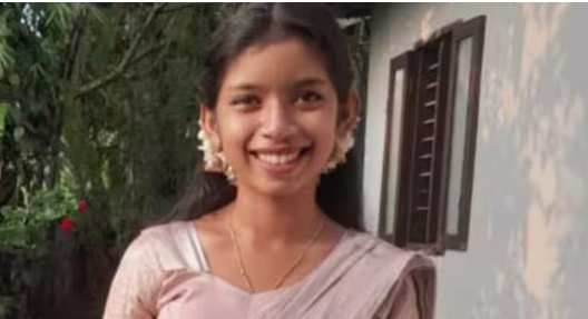 കി​ളി​കൊ​ല്ലൂ​രി​ൽ കാ​ണാ​താ​യ വി​ദ്യാ​ർ​ഥി​നി​യു​ടെ മൃ​ത​ദേ​ഹം ക​ണ്ടെ​ത്തി