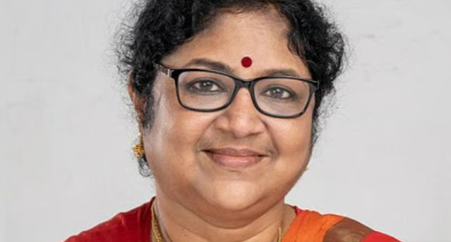 സൂം​ബ ഡാ​ൻ​സ് വ​സ്ത്രം ധ​രി​ക്കാ​തെ ചെ​യ്യു​ന്ന വ്യാ​യാ​മം അ​ല്ലെ​ന്ന് മ​ന്ത്രി ആ​ർ. ബി​ന്ദു