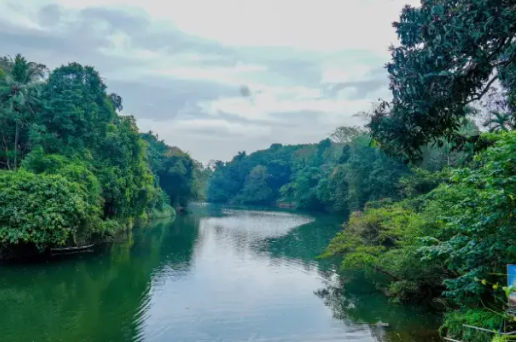 ജ​ല​നി​ര​പ്പു​യ​രു​ന്ന​തി​നെ തു​ട​ർ​ന്ന് ര​ണ്ടു ന​ദി​ക​ളി​ൽ പ്ര​ള​യ മു​ന്ന​റി​യി​പ്പ്
