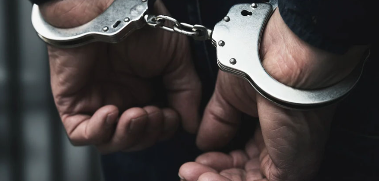 ഭ​ക്ഷ​ണം വൈ​കി​യ​തി​ന് ബാ​ര്‍ ഹോ​ട്ട​ലി​ല്‍ ആ​ക്ര​മ​ണം ; കൊ​ല്ലം സ്വ​ദേ​ശികൾ അറസ്റ്റിൽ