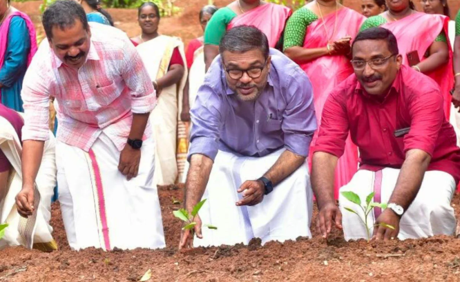 ഇത്തവണ മലയാളികള്‍ ഓണമുണ്ണേണ്ടത് കുടുംബശ്രീയോടൊപ്പം ; മന്ത്രി എം.ബി.രാജേഷ്