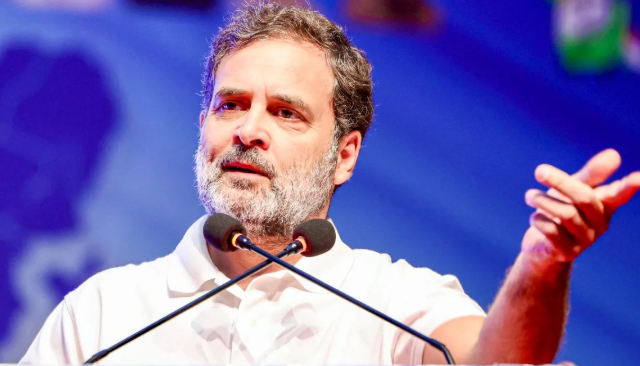 ഒ​രു ആ​ഘോ​ഷ​വും മ​നു​ഷ്യ​ജീ​വ​നോ​ളം വി​ല​യു​ള്ള​ത​ല്ലെന്ന് രാ​ഹു​ൽ ഗാ​ന്ധി