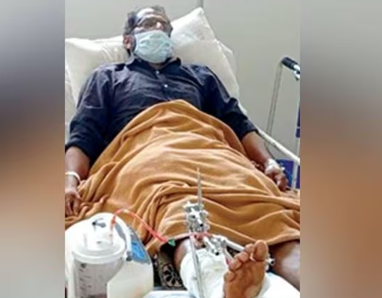 ദേശീയപാതയിലെ കുഴിയില്‍വീണ് ബൈക്ക് യാത്രക്കാരന് പരിക്ക്