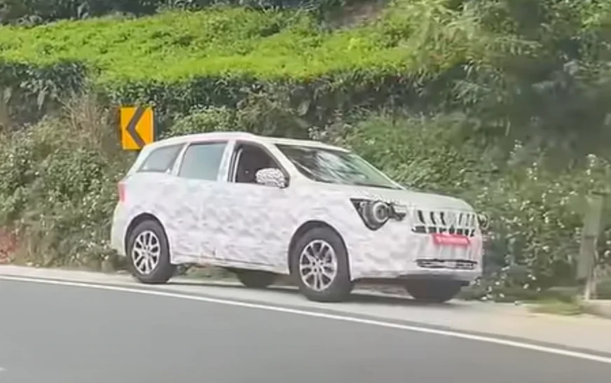 മഹീന്ദ്ര എക്സ് യു വി  700 ഫെയ്‌സ്‌ലിഫ്റ്റിന്‍റെ പരീക്ഷണം വീണ്ടും നടക്കുന്നു