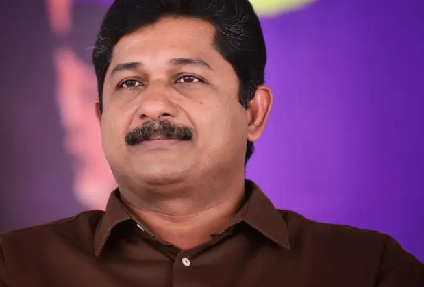 വ​ഴി​ക്ക​ടവ് ദുരന്തം ; കുറ്റകൃത്യങ്ങൾക്ക്‌ നേരെ കർശനമായ നടപടികൾ സ്വീകരിക്കണമെന്ന് എം സ്വരാജ്‌
