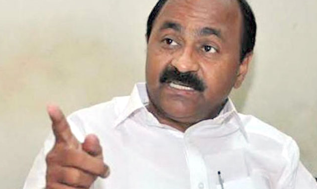 എ.​കെ. ശ​ശീ​ന്ദ്ര​നെ​തി​രേ രൂക്ഷ വിമർശനവുമായി വി.​ഡി. സ​തീ​ശ​ൻ