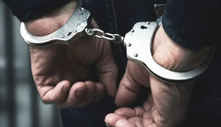 പാ​ച​ക​വാ​ത​ക സി​ലി​ണ്ട​ര്‍ മോ​ഷ്ടാ​വ് അ​റ​സ്റ്റി​ല്‍