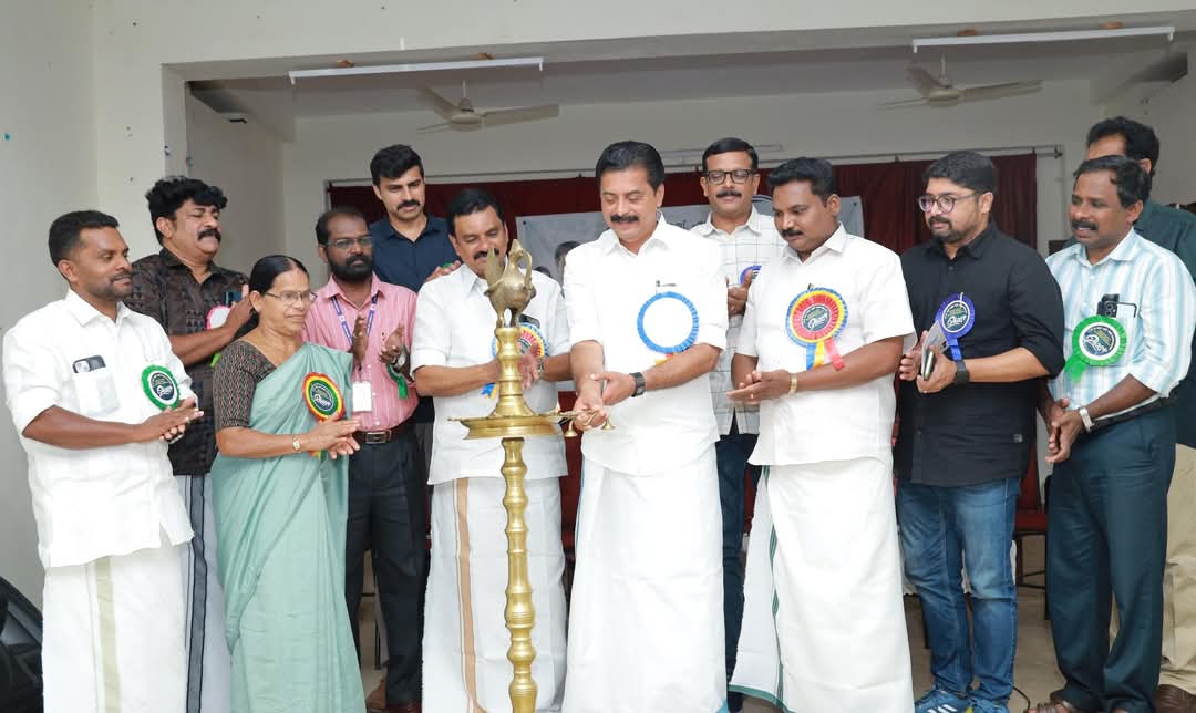 മുരിക്കാട്ടുകുടി ഗവണ്‍മെന്റ് ട്രൈബല്‍ ഹയര്‍ സെക്കന്ററി സ്‌കൂളില്‍ വിവിധ പദ്ധതികൾ ഉദ്ഘാടനം ചെയ്തു