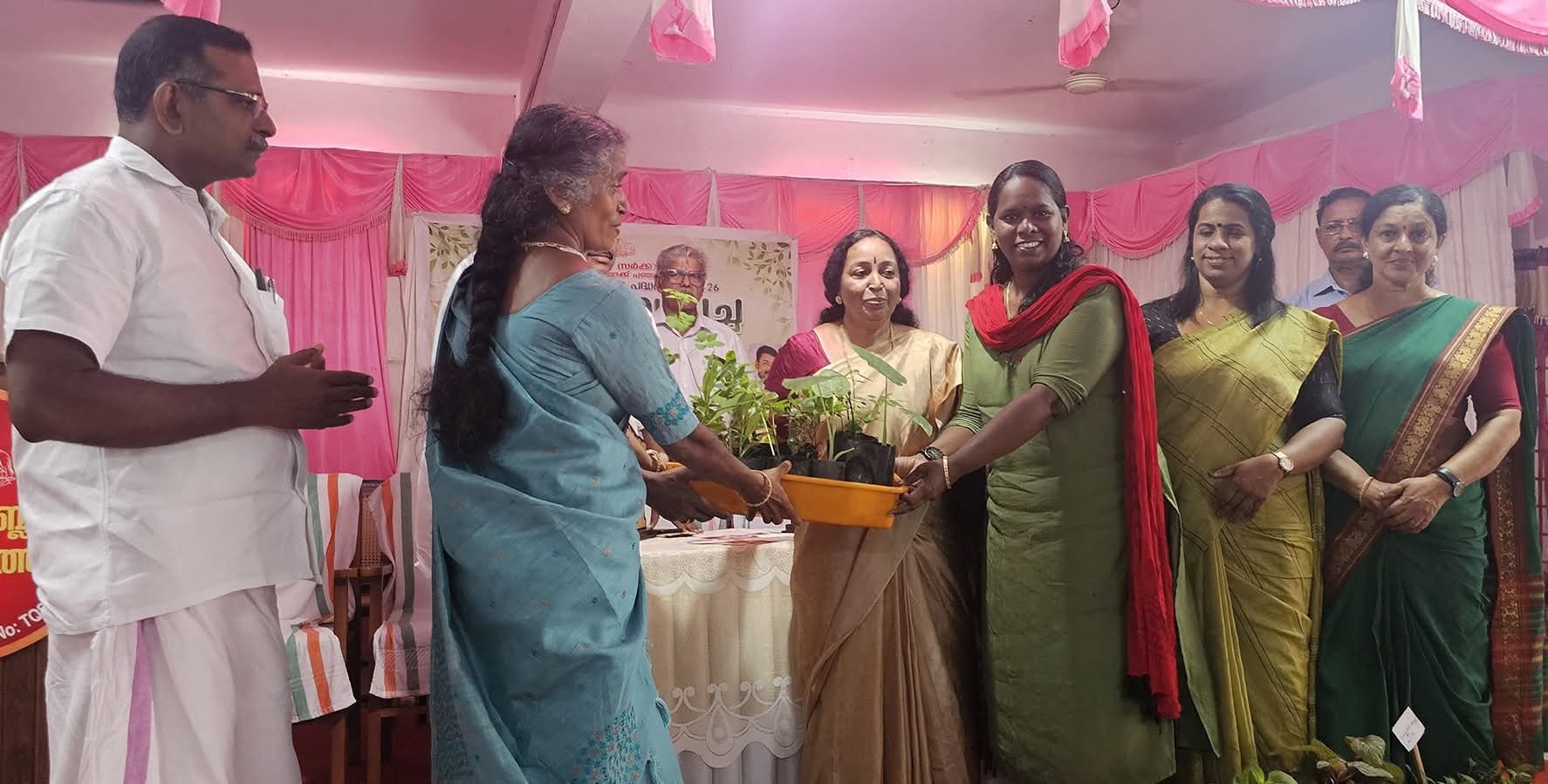 ജൈവ പച്ചിലവർഗ്ഗക്കൃഷിക്ക് ‘ആരോഗ്യപ്പച്ച’ പദ്ധതി