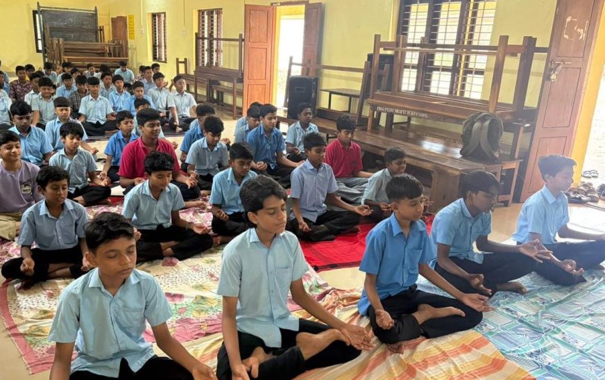 ഗവ. മുഹമ്മദൻസ് സ്കൂളിൽ അന്താരാഷ്ട്ര യോഗദിന പരിപാടി സംഘടിപ്പിച്ചു