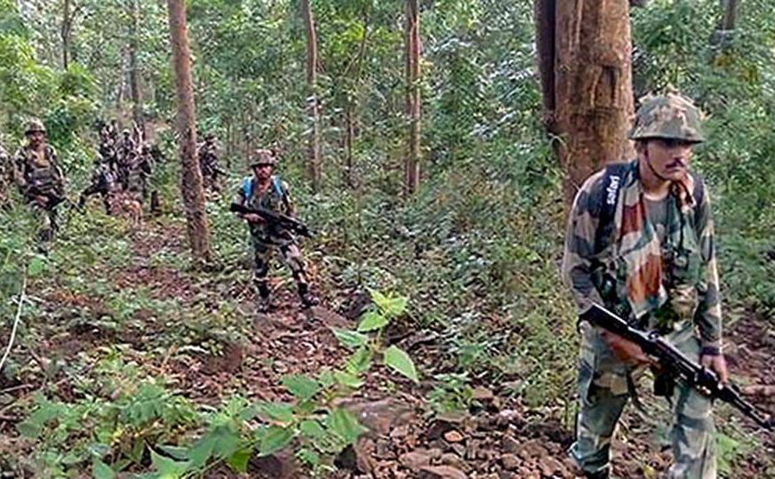 ഛത്തീസ്ഗഡിൽ വനിതാ മാവോയിസ്റ്റിനെ വധിച്ച് സുരക്ഷാസേന