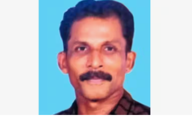 ലോറിയിൽ തടി കയറ്റുന്നതിനിടെ വഴുതിവീണു..ചികിത്സയിലായിരുന്ന തൊഴിലാളി മരിച്ചു…