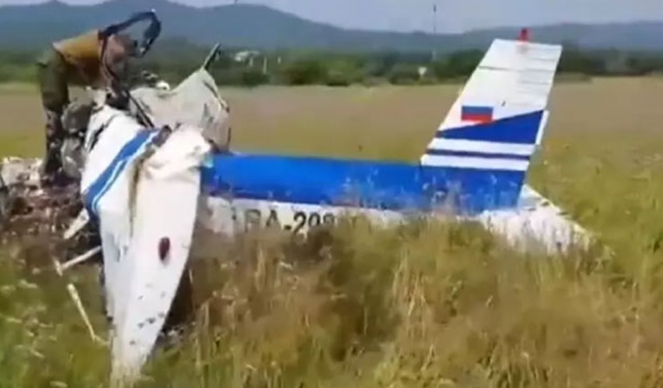 റ​ഷ്യ​യി​ലെ മോ​സ്കോ​യി​ൽ പ​രി​ശീ​ല​ന വി​മാ​നം ത​ക​ർ​ന്നു വീ​ണു