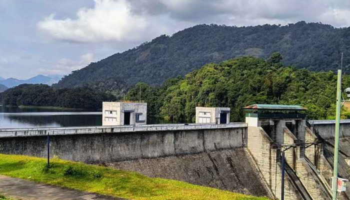 കക്കയം ജലവൈദ്യുത പദ്ധതി പൂര്‍ണ ശേഷിയിലേക്ക്: തകർന്ന പെൻസ്റ്റോക്ക് ഗിര്‍ഡറുകള്‍ പുനസ്ഥാപിച്ചു
