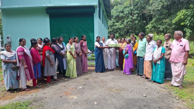 അയ്യമ്പുഴ ഗ്രാമ പഞ്ചായത്തിൽ ഇനി ജൈവ പച്ചക്കറി വിളയും