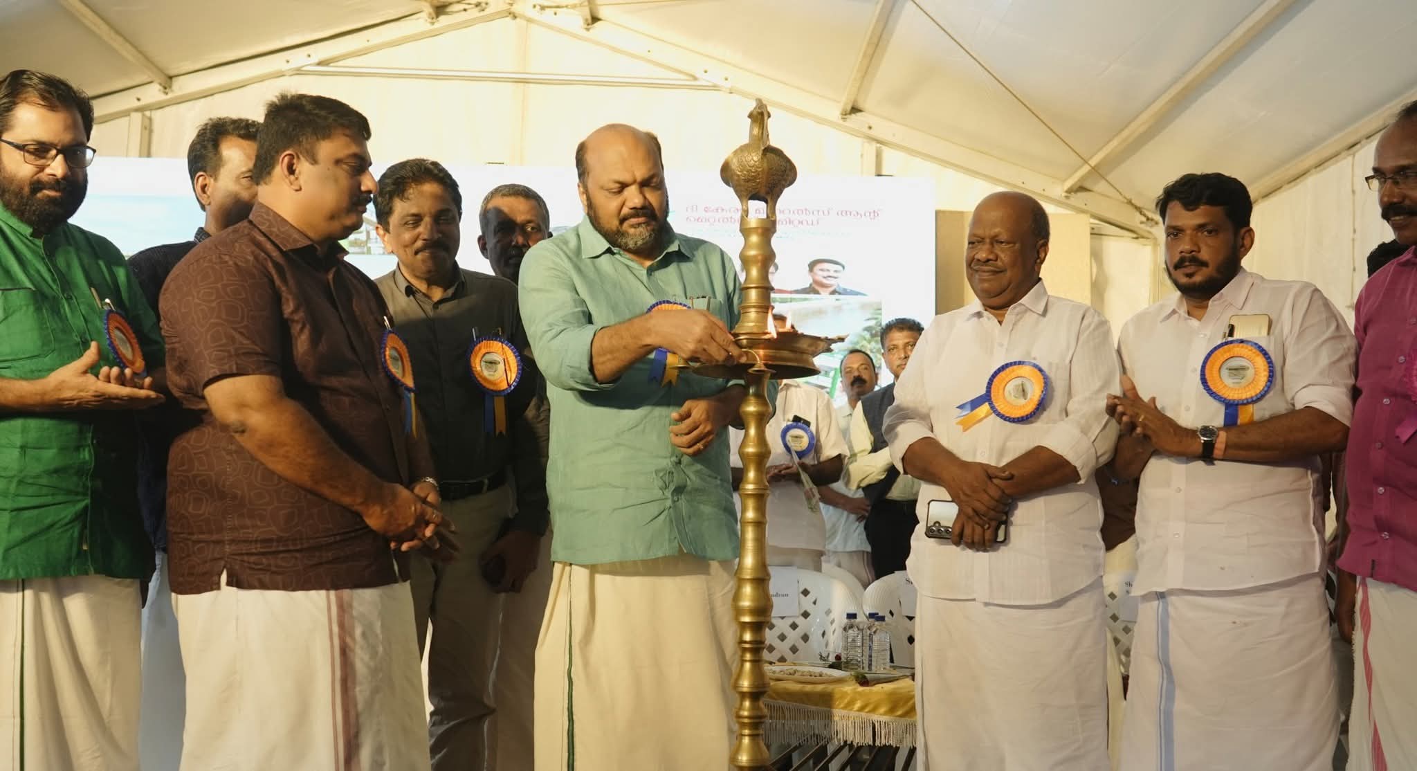 പൊതുമേഖല സ്ഥാപനങ്ങൾ ശക്തിപ്പെടണം, ലാഭകരമാകണം: മന്ത്രി പി രാജീവ്