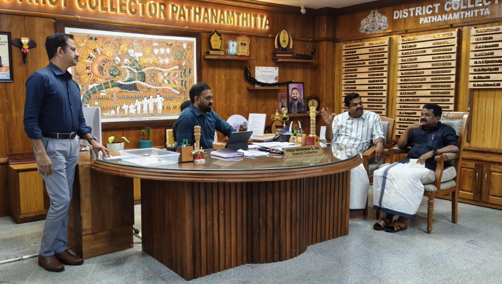 സോളാര്‍ വേലികളുടെ പരിപാലനം ഉറപ്പാക്കണം : ജനീഷ് കുമാര്‍ എംഎല്‍എ