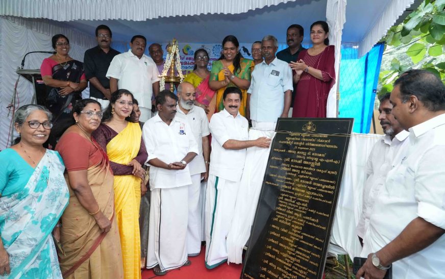 മാലിന്യ മുക്ത നവകേരളം: സംസ്ഥാനത്തിന്റെ പ്രവര്‍ത്തനം മാതൃകാപരം: മന്ത്രി റോഷി അഗസ്റ്റിന്‍