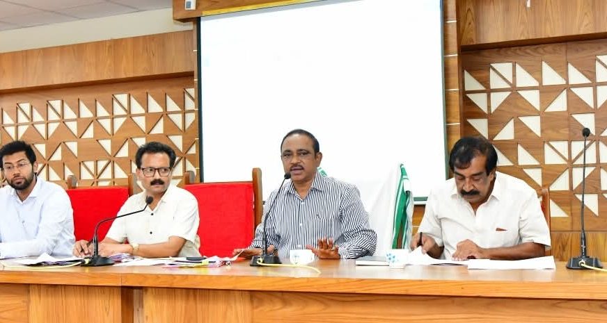 പത്തനാട്- കുളത്തൂർമൂഴി റോഡ് നിർമാണപ്രവൃത്തികൾ ഉടൻ തുടങ്ങും