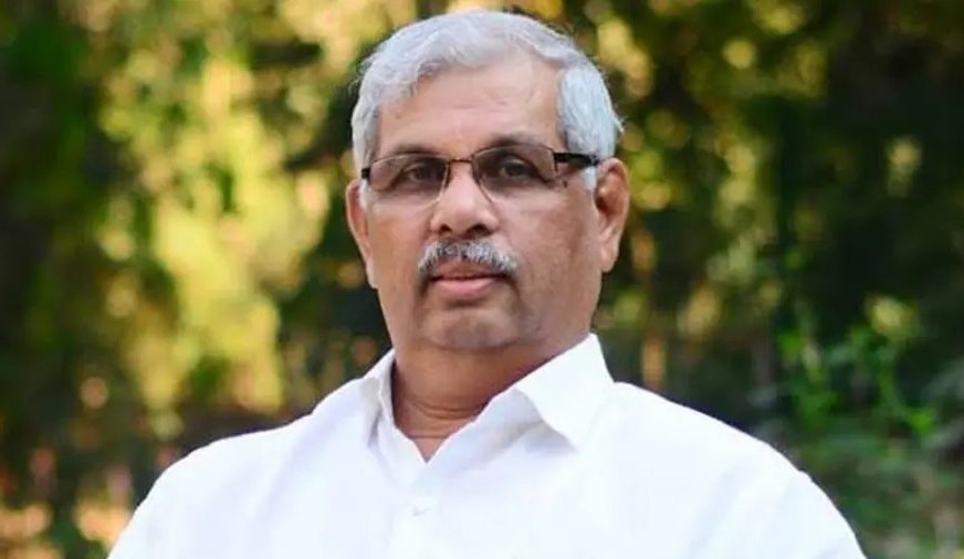 സ്‌കൂളുകളിലെ ‘പാദപൂജ’യെ ന്യായീകരിച്ച് ഗവര്‍ണര്‍