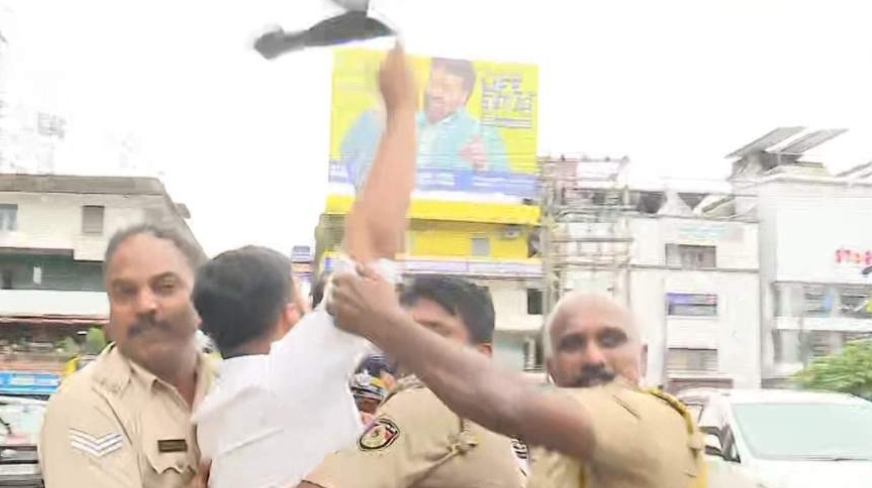 കണ്ണൂരില്‍ ഗവര്‍ണര്‍ രാജേന്ദ്ര ആര്‍ലേക്കര്‍ക്കെതിരെ കരിങ്കൊടി വീശി കെഎസ്‌യു പ്രവര്‍ത്തകര്‍