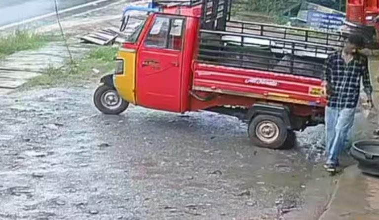 ചെമ്പ് പാത്രങ്ങൾ ഉൾപ്പെടെ വാടകയ്‌ക്കെടുത്തു, ശേഷം ആക്രിക്കടയിൽ എത്തി മറിച്ചുവിറ്റു