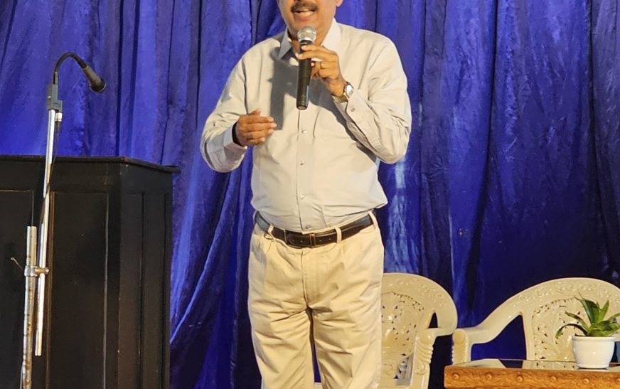 ‘കുട്ടികളെ മെരുക്കരുത്,ഇണക്കി വളർത്തുക’;അഡ്വ ചാർളി പോൾ