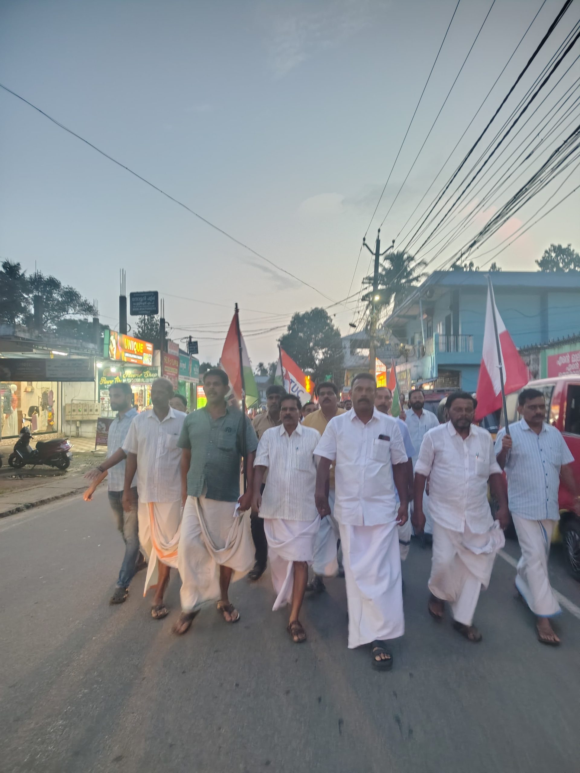 ദേശീയ പണിമുടക്ക്;മഞ്ഞപ്രയിൽ യുഡി ടി എഫ് പ്രകടനം നടത്തി