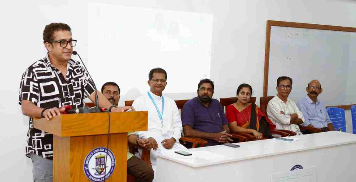 റീജിനല്‍ ഫിലിം ഫെസ്റ്റിവല്‍ ഡെലിഗേറ്റ് രജിസ്‌ട്രേഷന്‍ ആരംഭിച്ചു ഉദ്ഘാടനം നടന്‍ സന്തോഷ് കീഴാറ്റൂര്‍ നിര്‍വഹിച്ചു