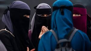 പൊതുസ്ഥലങ്ങളിൽ മുഖം മറയ്ക്കുന്ന വസ്ത്രങ്ങൾ ധരിക്കുന്നത് നിരോധിച്ച് കസാഖിസ്ഥാൻ