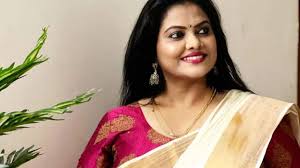 ബാലചന്ദ്രമേനോനെ അപകീർത്തിപ്പെടുത്തി; നടി മിനു മുനീർ അറസ്റ്റിൽ