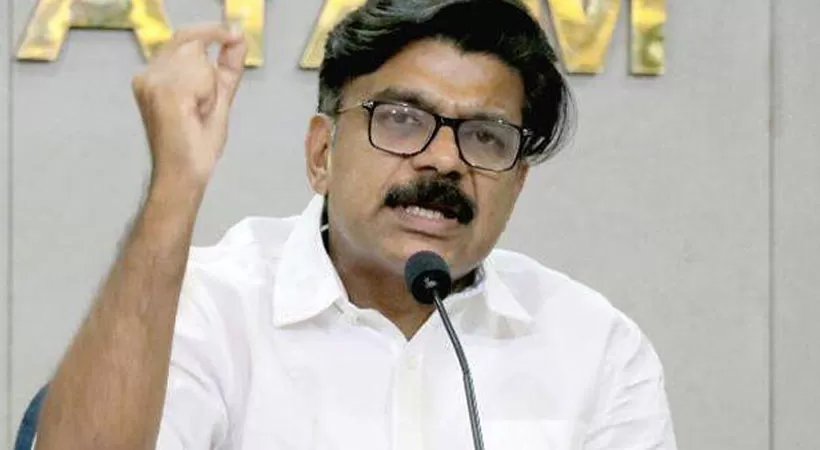 ഖദ‌‌ർ വിവാദത്തിൽ പ്രതികരണവുമായി മാത്യു കുഴൽനാടൻ