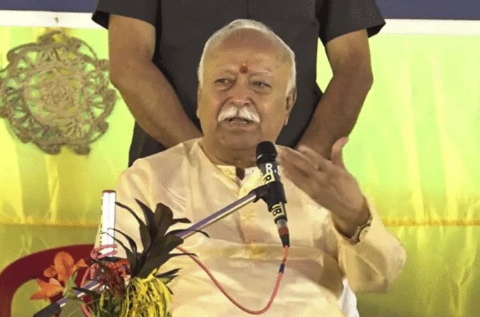സാമുദായിക ഐക്യം പ്രോത്സാഹിപ്പിക്കും: ഡൽഹിയിൽ മുസ്ലീം പുരോഹിതന്മാരുമായി കൂടിക്കാഴ്ച നടത്തി ആർ‌എസ്‌എസ് മേധാവി മോഹൻ ഭാഗവത്