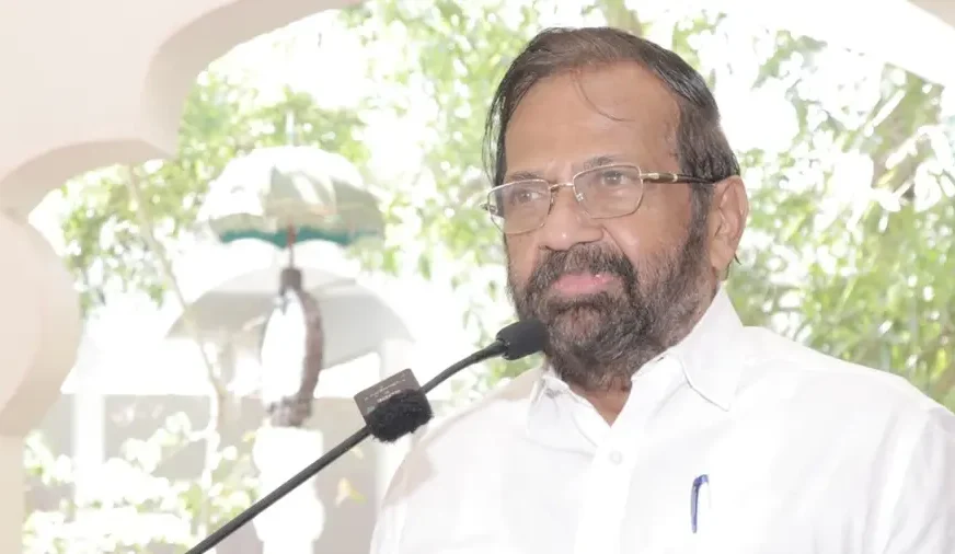 കോണ്‍ഗ്രസ് ‘എടുക്കാ ചരക്കാ’കുമെന്ന പരാമര്‍ശം; പാലോട് രവിയുടെ ഫോൺ സംഭാഷണം പുറത്ത്