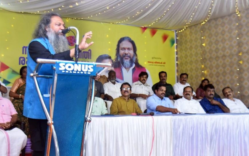 ഓണനാളുകളെ  കളറാക്കാൻ ‘കരിയാട്ടം’ തുടരും